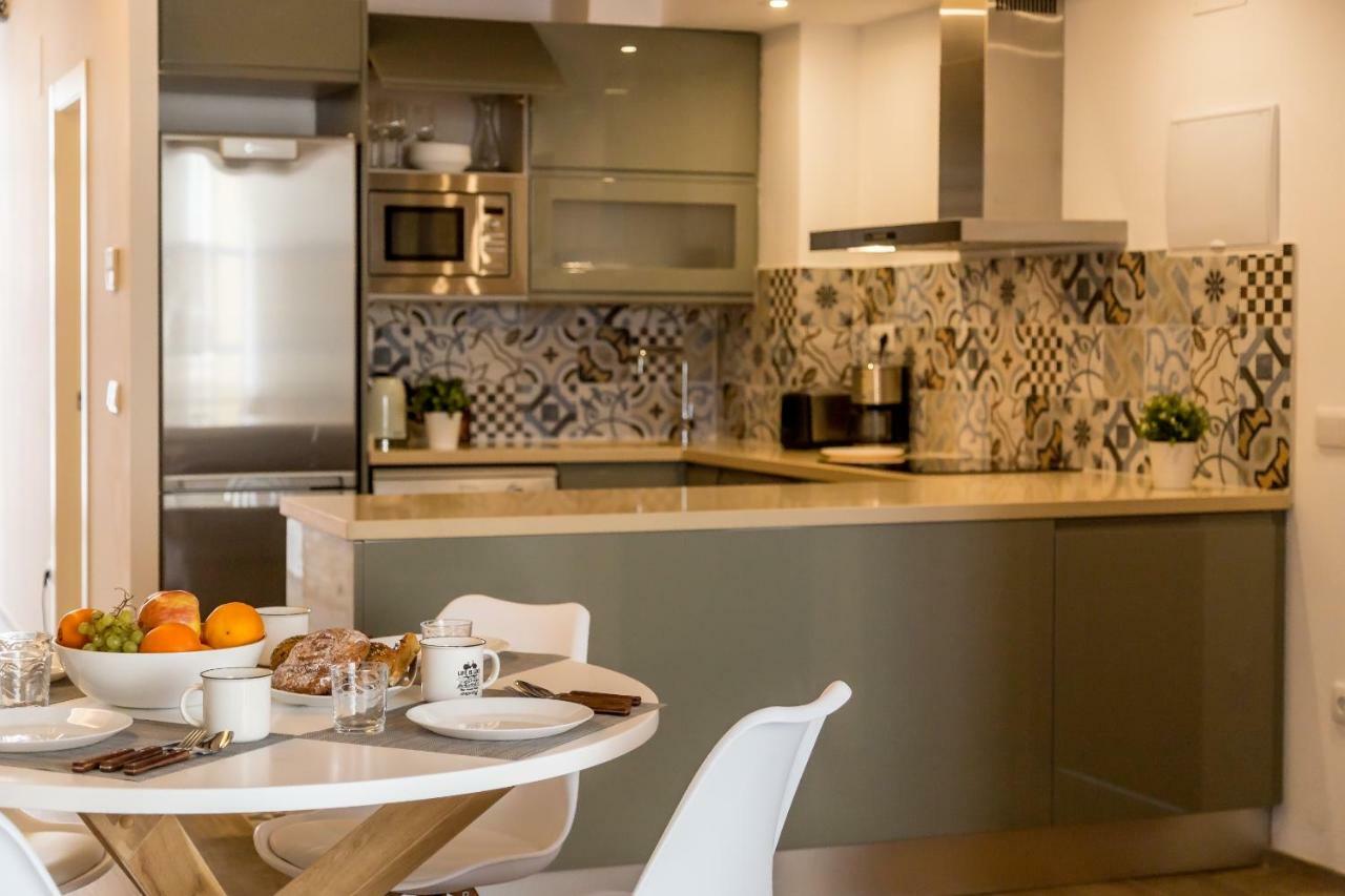 Appartamento Florit Flats - Cathedral Luxury Terrace Flat 2Br 2Ba Ac Wifi Valenza Esterno foto