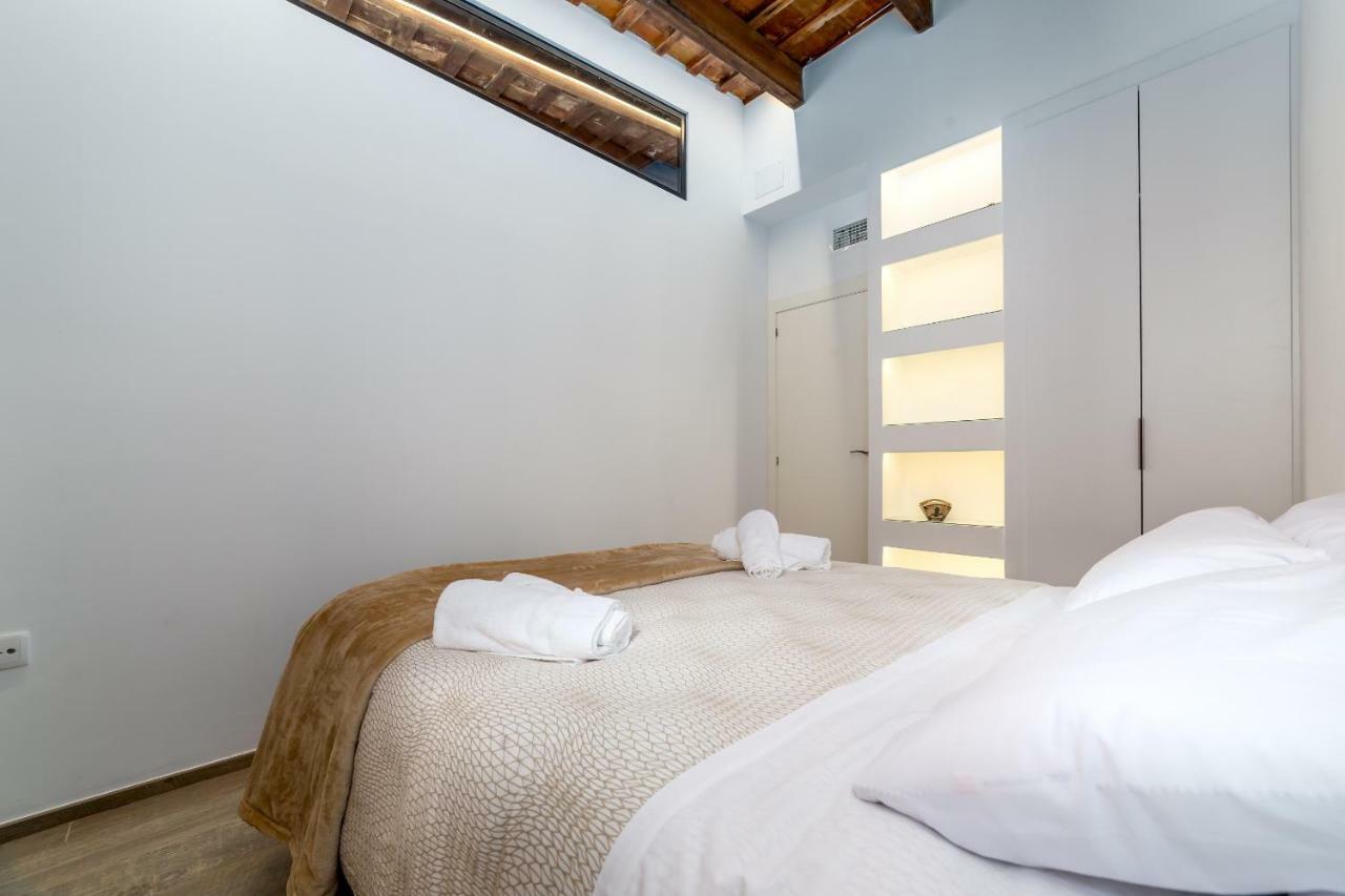 Appartamento Florit Flats - Cathedral Luxury Terrace Flat 2Br 2Ba Ac Wifi Valenza Esterno foto